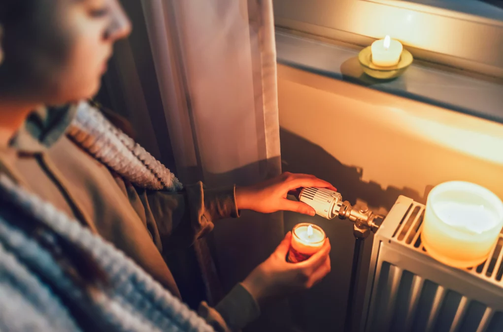 Symbolfoto von 5min.at: Stromausfall in einer Wohnung.