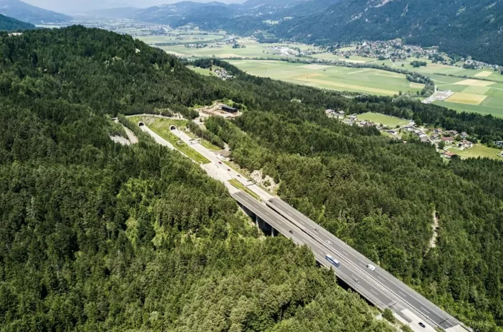 Symbolfoto von 5min.at: A10 Autobahn, Kroislerwandtunnel