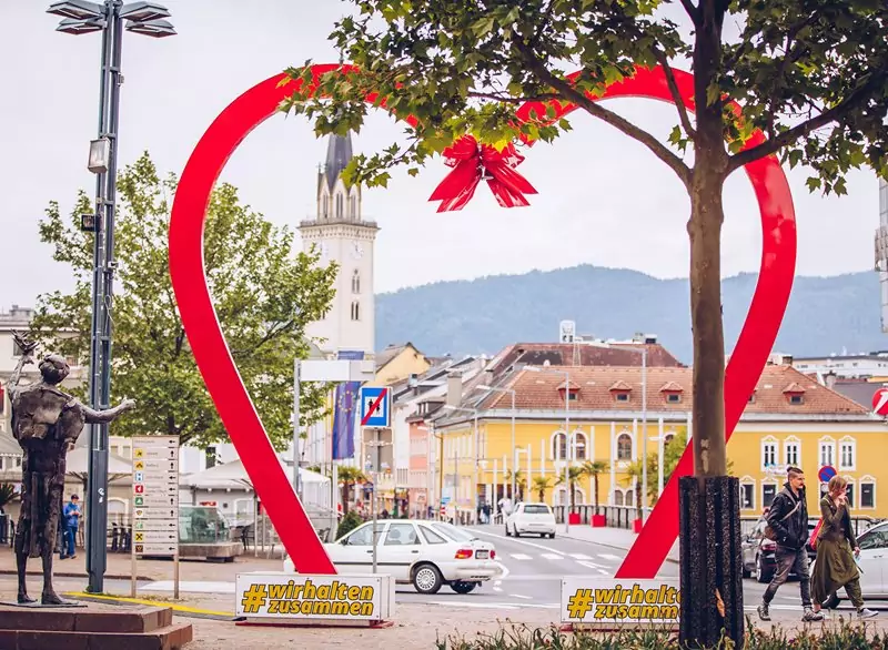 Symbolfoto von 5min.at: Herz in der Villacher Innenstadt
