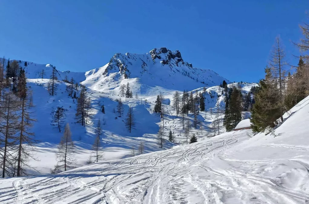 Symbolfoto zu einem Beitrag von 5min.at: Eine winterliche Schipiste in Kärnten