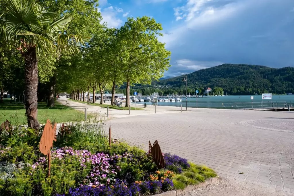 Symbolfoto zu einem Beitrag von 5min.at: sommerlicher Tag am Wörthersee