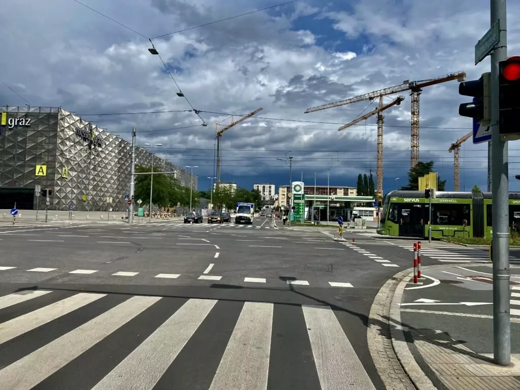 Symbolfoto zu einem Beitrag von 5min.at: Ein Gewitter in Graz