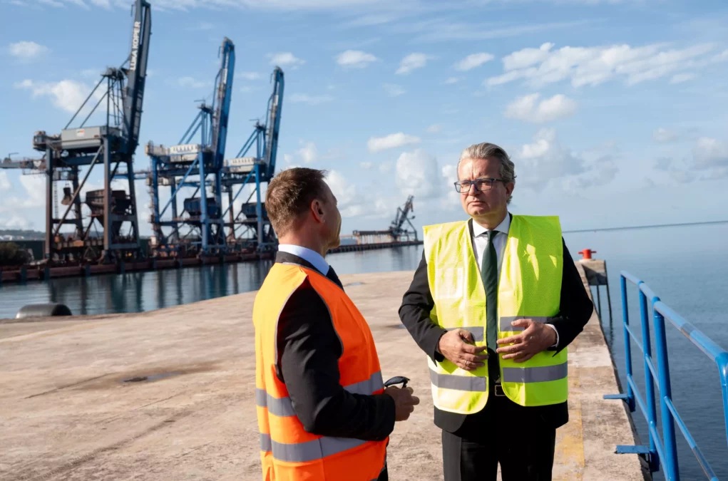LH Drexler im Hafen Koper.
