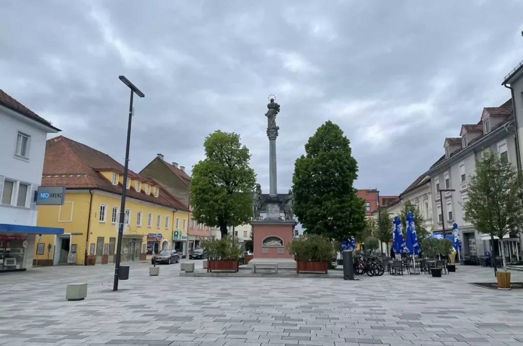 Bild auf 5min.at zeigt den Hauptplatz in Knittelfeld.