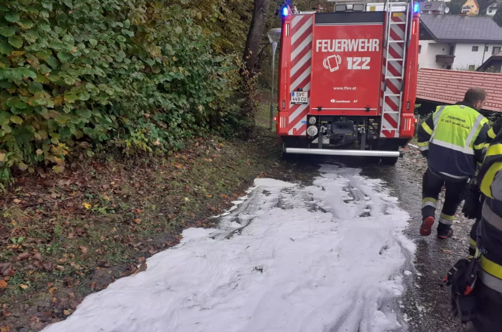 Gasaustritt! Baustelle und umliegende Wohnungen evakuiert