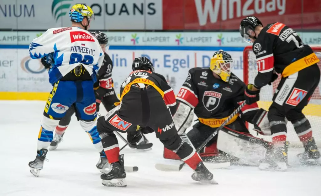 Bild auf 5min.at zeigt den VSV bei einem Spiel gegen die Pioneers.