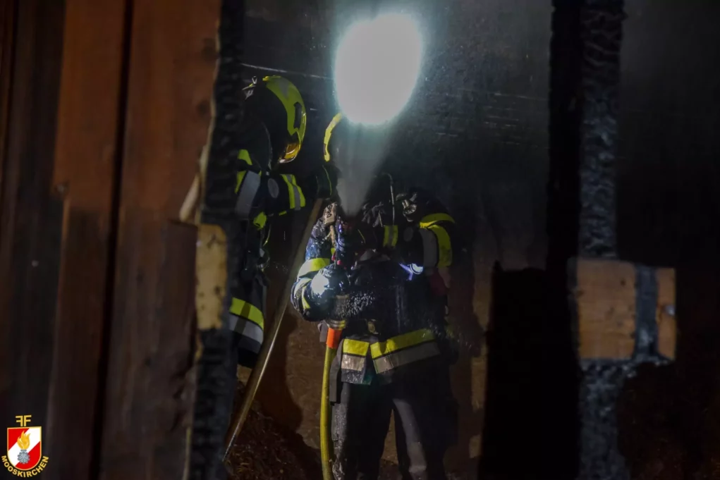 Foto auf 5min.at zeigt den Brand in Mooskirchen.