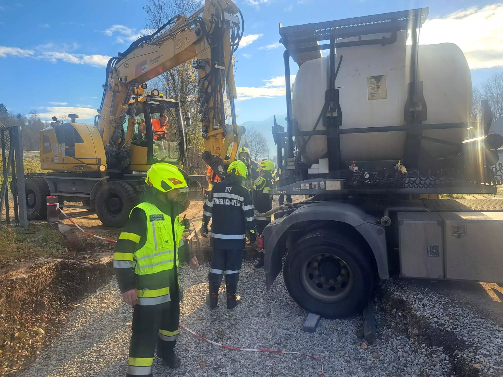 Schadstoffalarm bei Voestalpine? Feuerwehr zu Einsatz gerufen