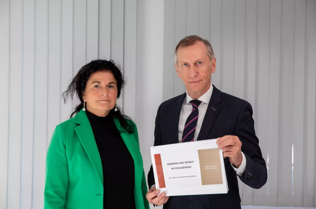 Langfristige Lösungen gesucht: Mobbing und Gewalt an steirischen Schulen