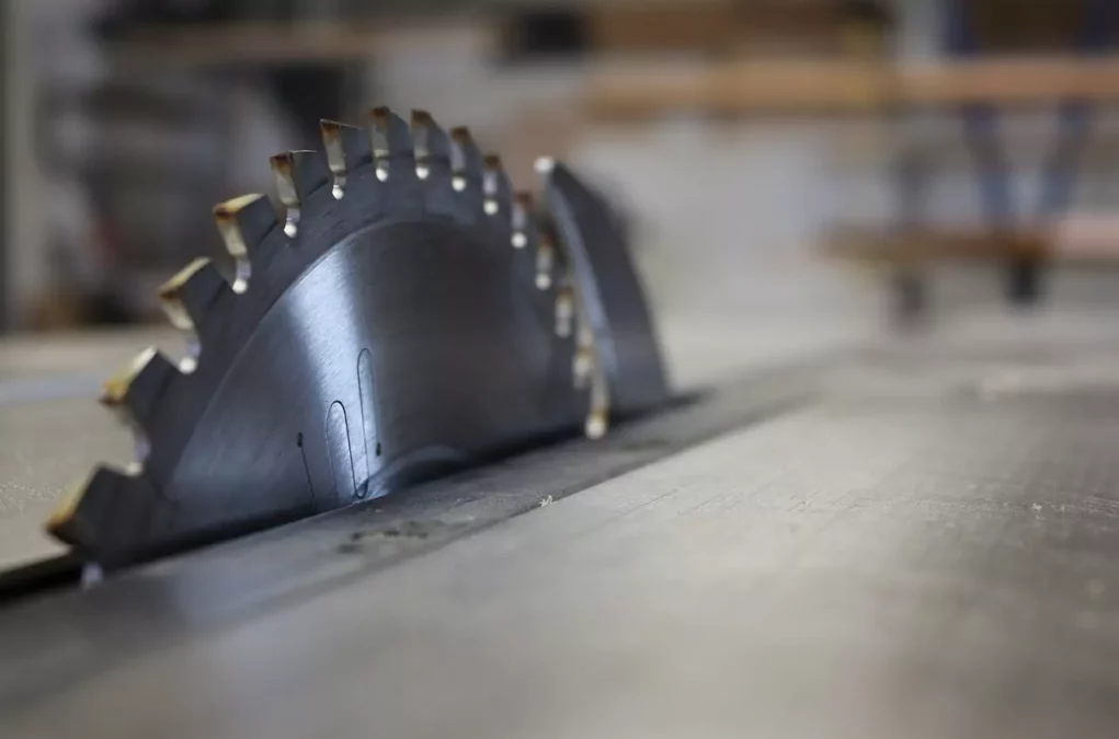 Das Bild auf 5min.at zeigt eine Kreissäge.