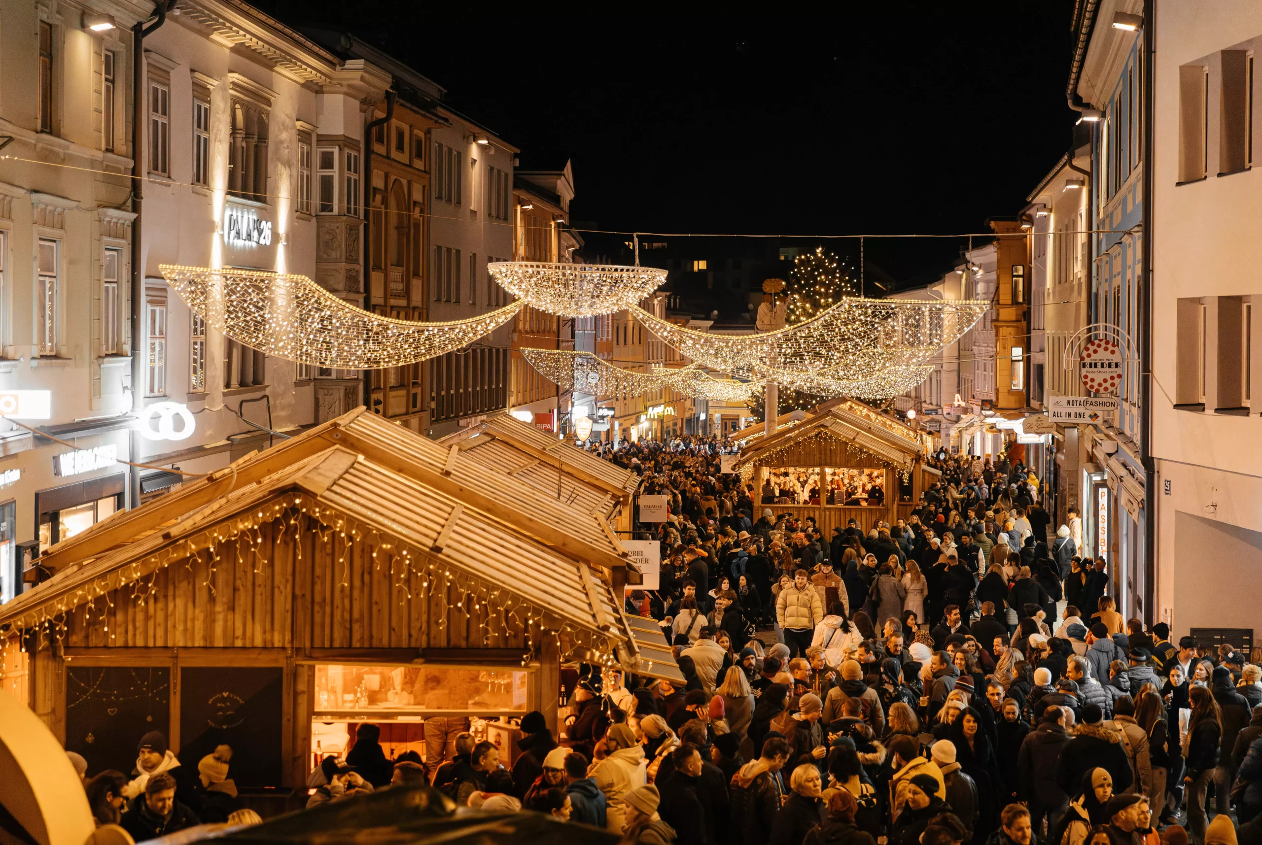 Ein Bild auf 5min.at zeigt den Villacher Advent.