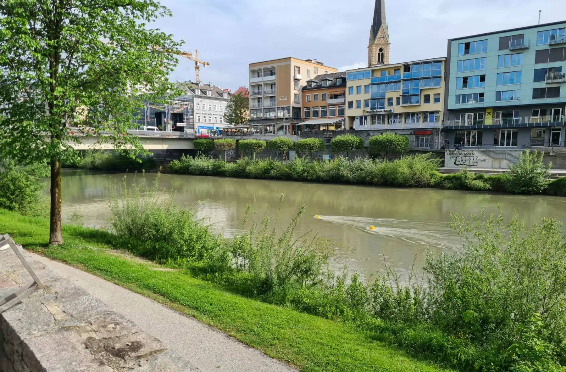 Ein Bild auf 5min.at zeigt die Draubermen in Villach.
