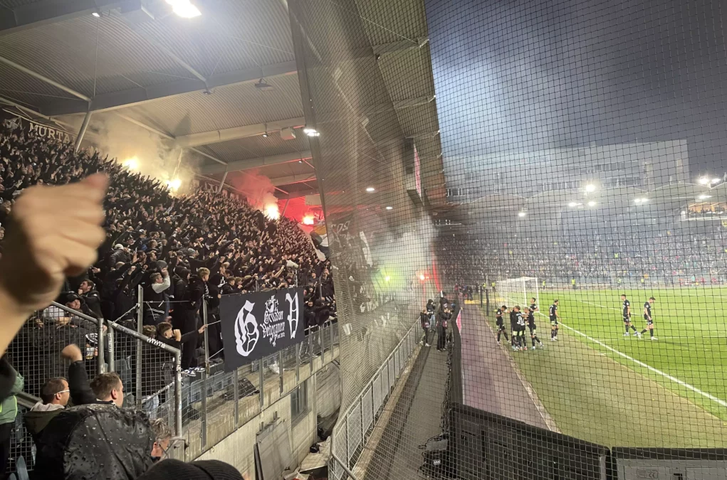 Symbolfoto auf 5min.at zeigt den Fanclub des SK Sturm Graz.