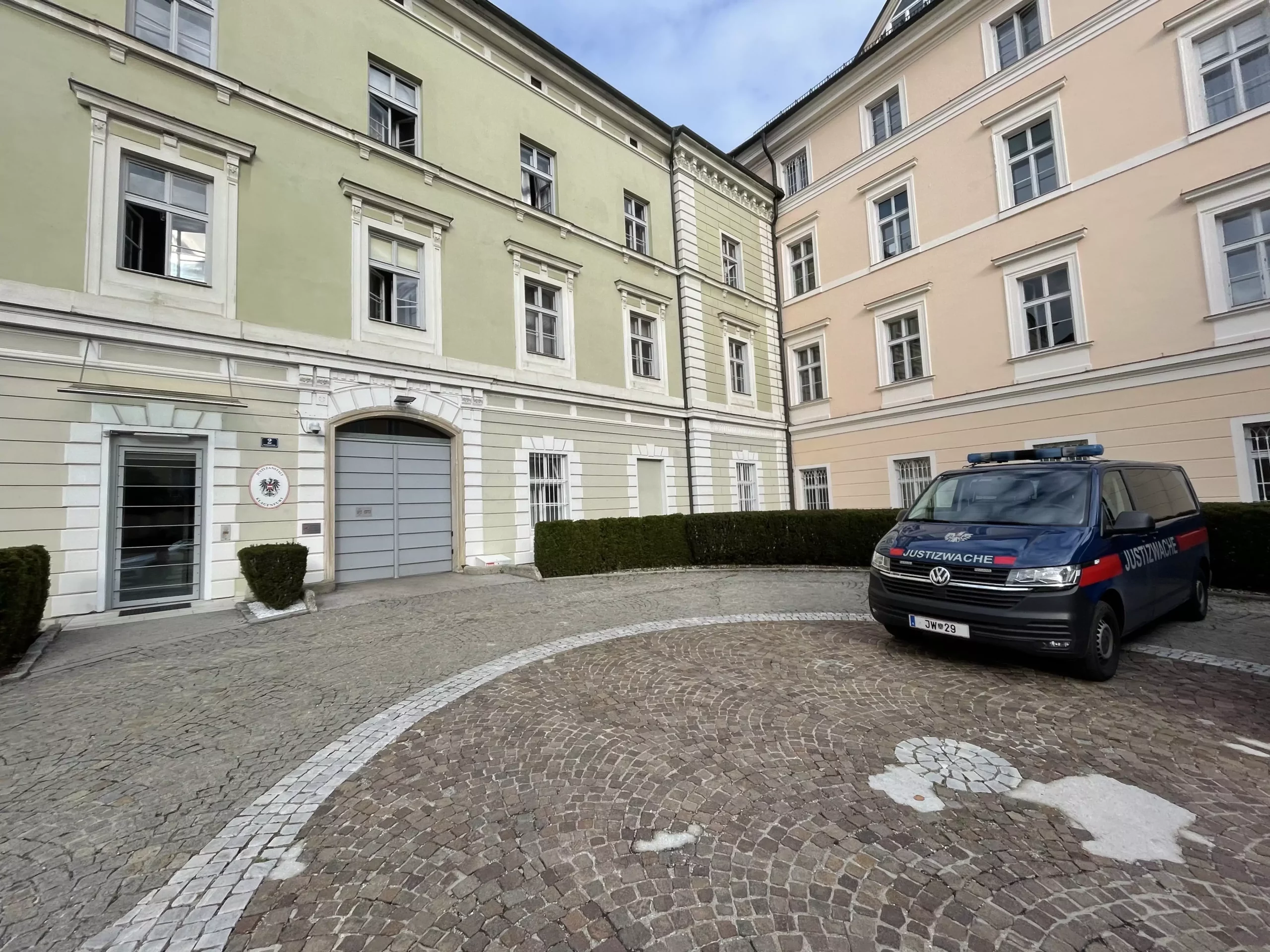 Symbolfoto auf 5min.at zeigt die Justizwache in Klagenfurt.