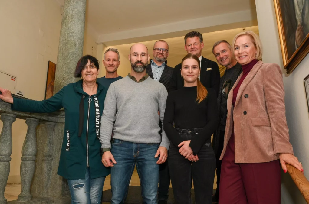 Sicherheitsgipfel: Alkoholverbot in Hundefreilaufzonen gefordert