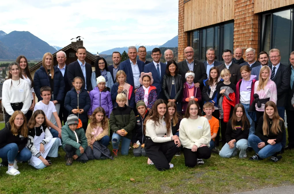 Foto auf 5min.at zeigt Schüler der MS Nötsch.
