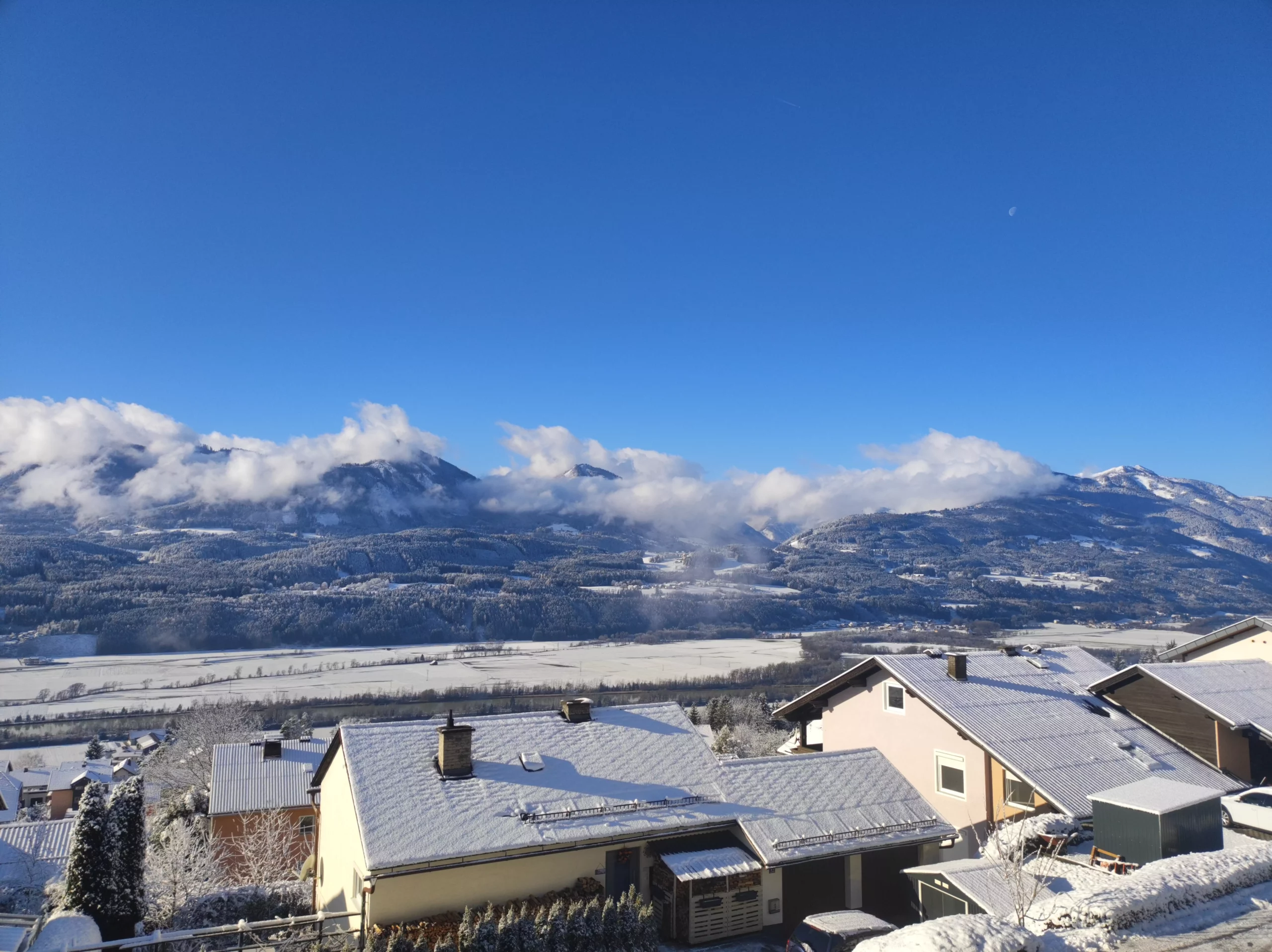 Foto auf 5min.at zeigt die verschneite Landschaft in Oberkärnten.