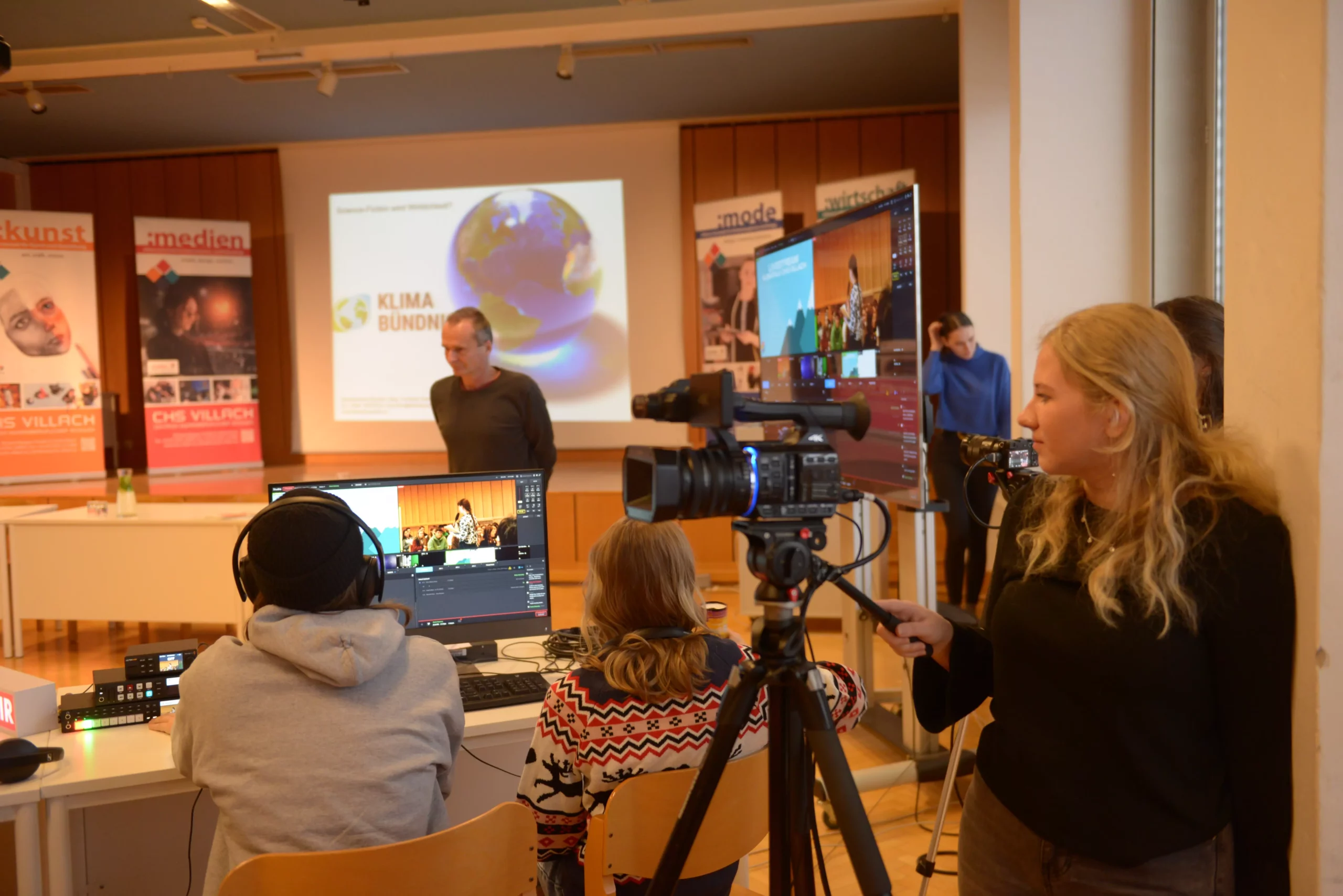 Das Bild auf 5min.at zeigt den Klimatalk am CHS Villach.