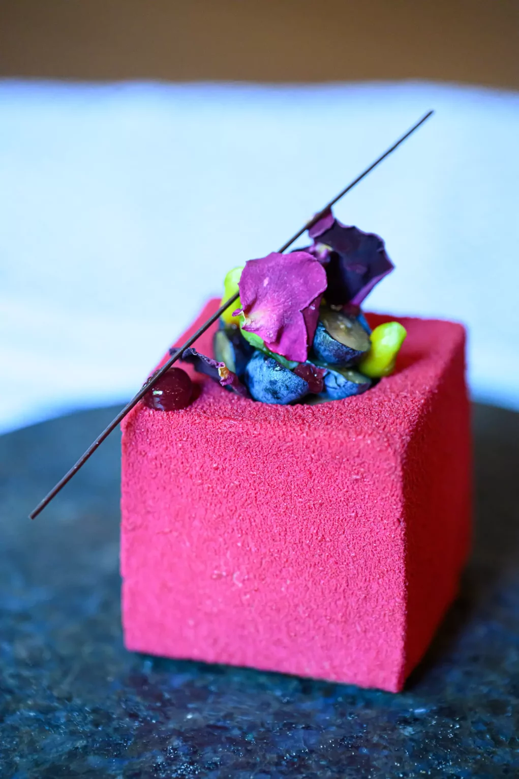 Bild auf 5min.at zeigt ein Waldbeer-Schokotörtchen.