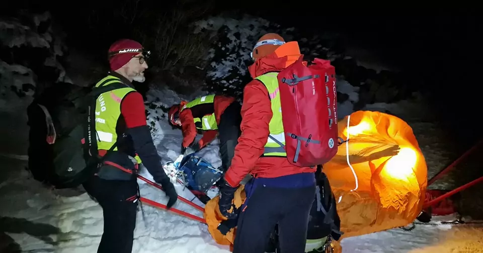 Bergretter am Dobratsch im Einsatz: Skitourengeher (22) setzte Notruf ab