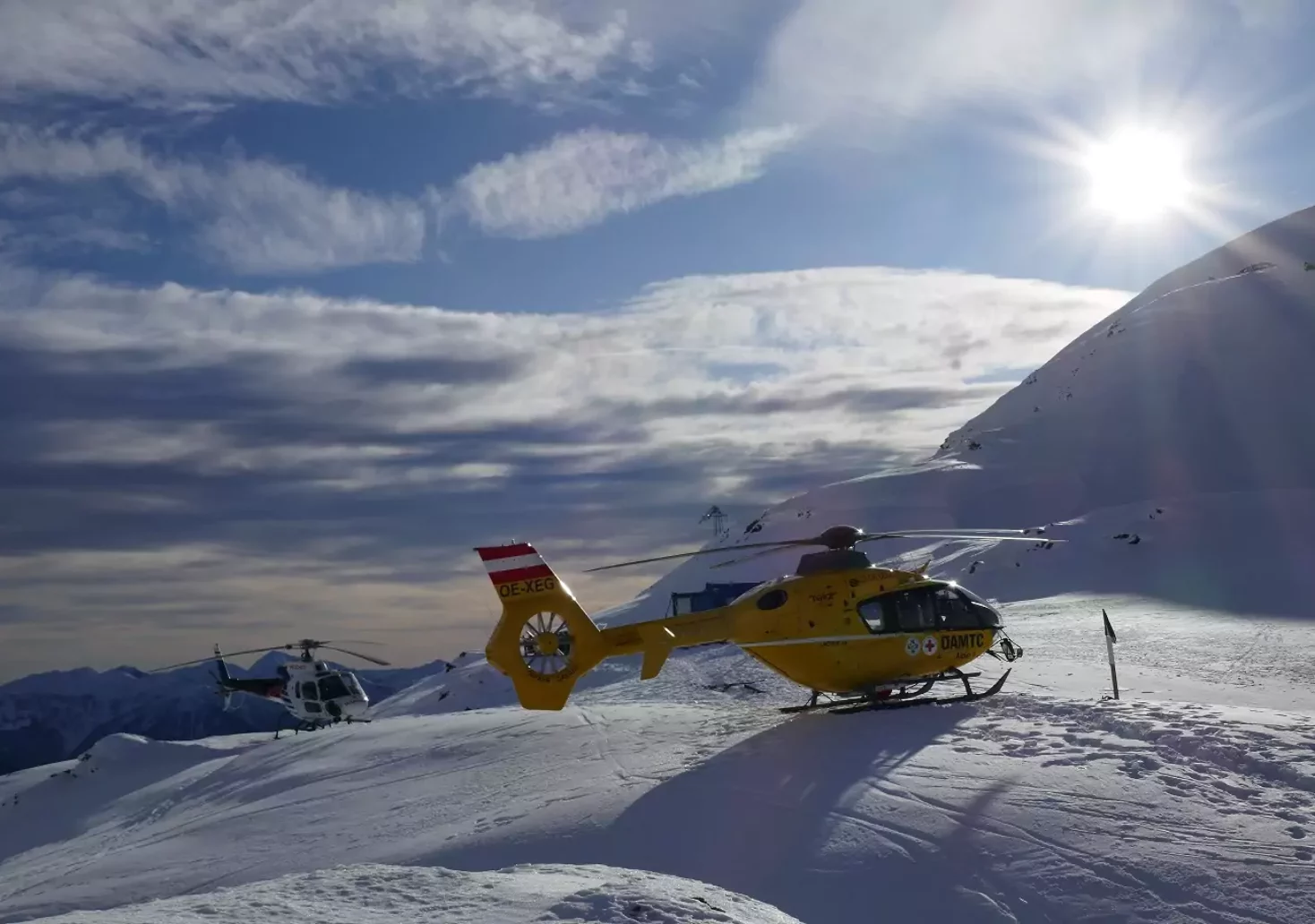 Bild auf 5min.at zeigt einen Hubschrauber.