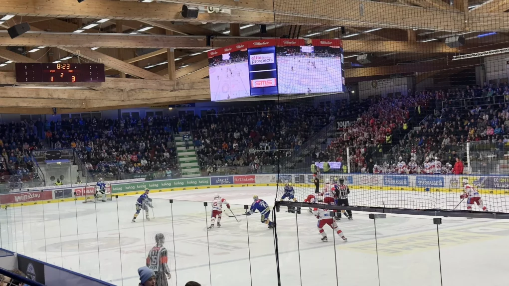 Bild auf 5min.at zeigt die Villacher Stadthalle beim Kärnten-Derby.
