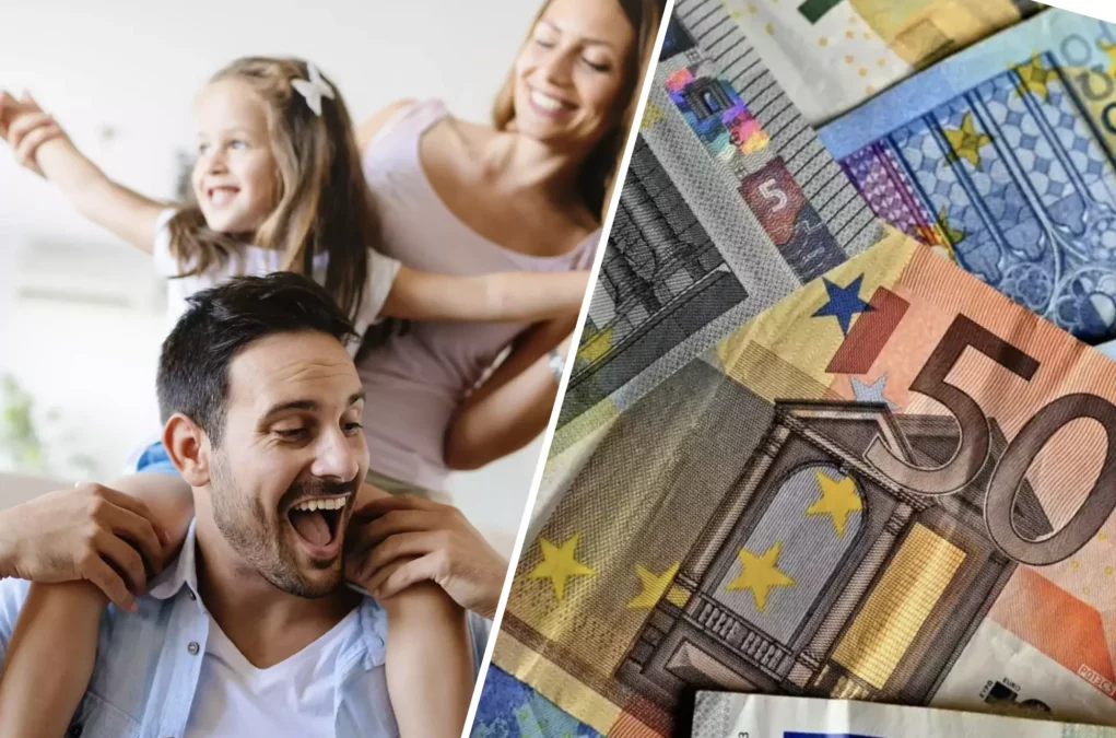 Symbolfoto auf 5min.at zeigt eine Familie und Geld. Die Familie freut sich über eine mögliche Lohnerhöhung oder Gehaltserhöhung.