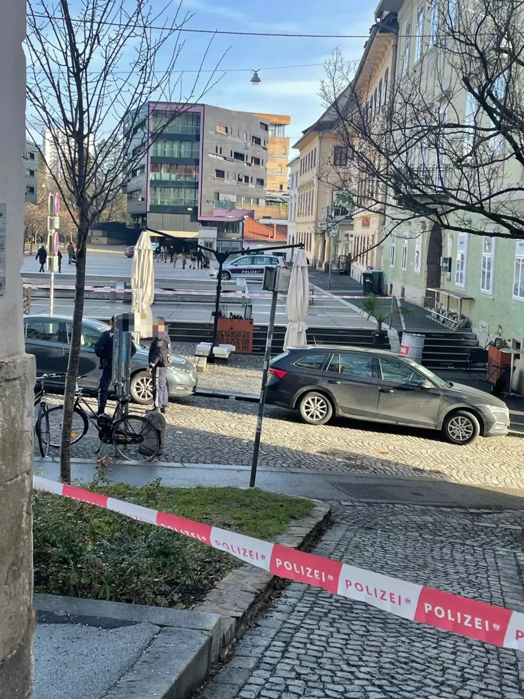 Bild auf 5min.at, zeigt ein Grazer Lokal von au&szlig;en. Ein Brand war dort ausgebrochen.