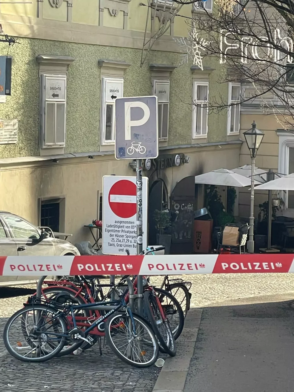 Bild auf 5min.at, zeigt ein Grazer Lokal von au&szlig;en. Ein Brand war dort ausgebrochen.