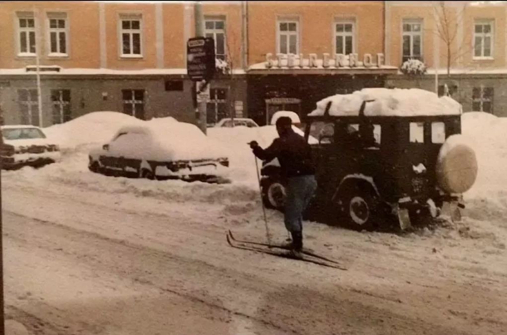 Bild auf 5min.at zeigt große Mengen Schnee in Graz.
