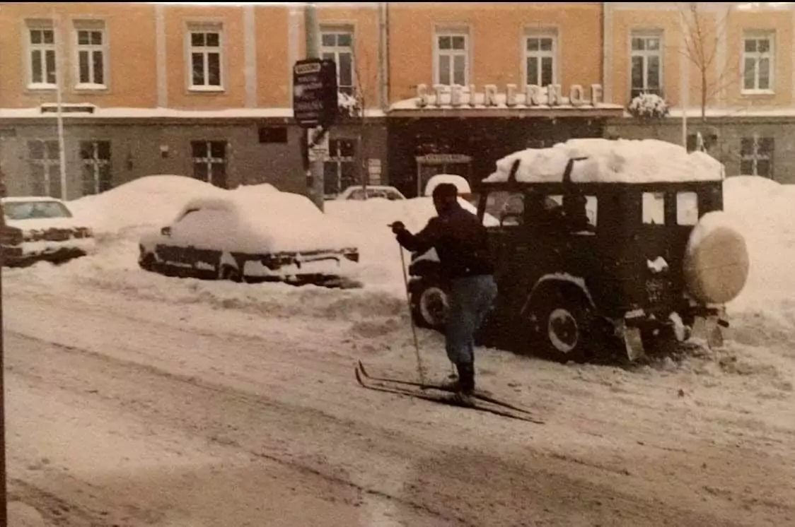 Bild auf 5min.at zeigt große Mengen Schnee in Graz.