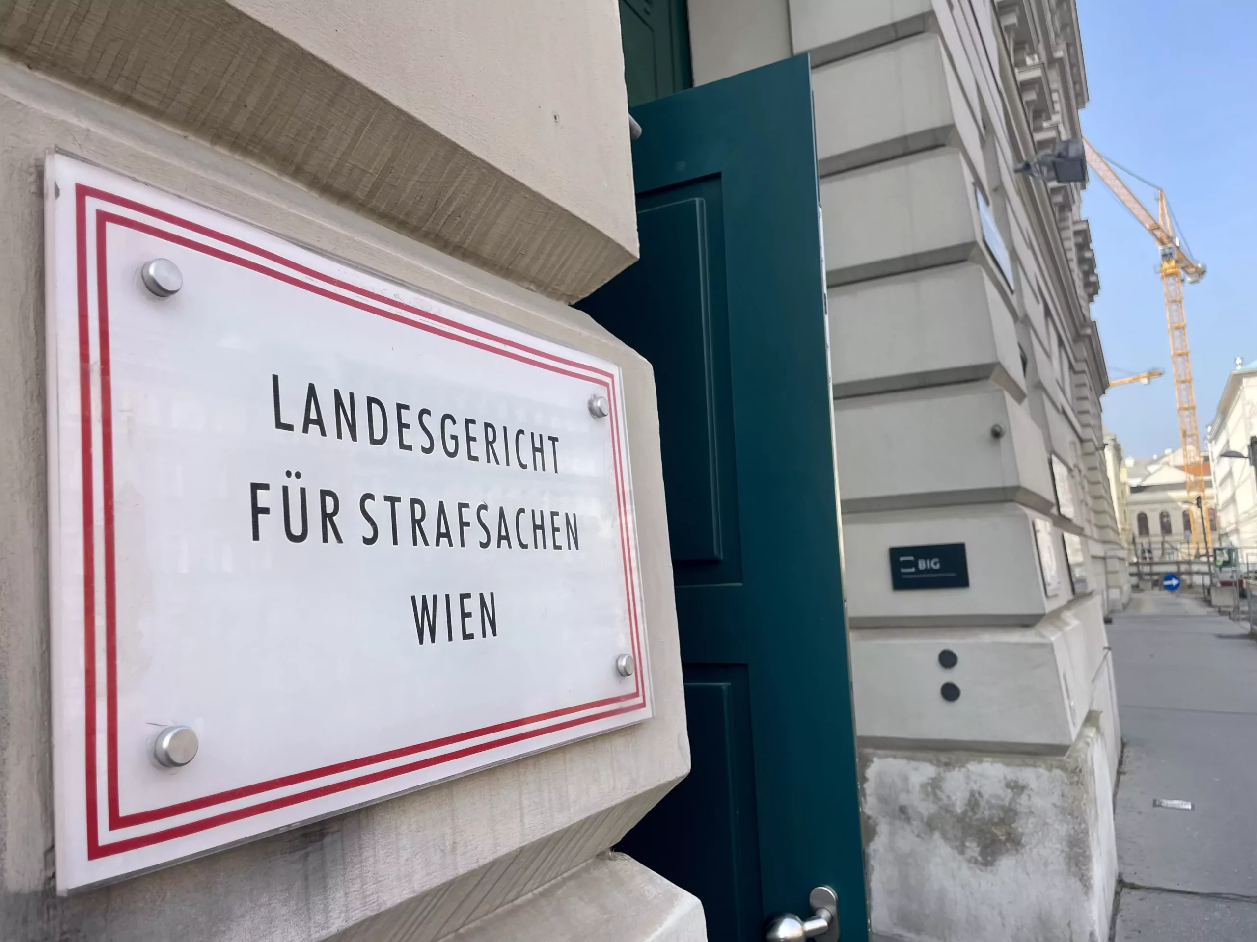 Bild auf 5min.at zeigt das Landesgericht für Strafsachen in Wien.