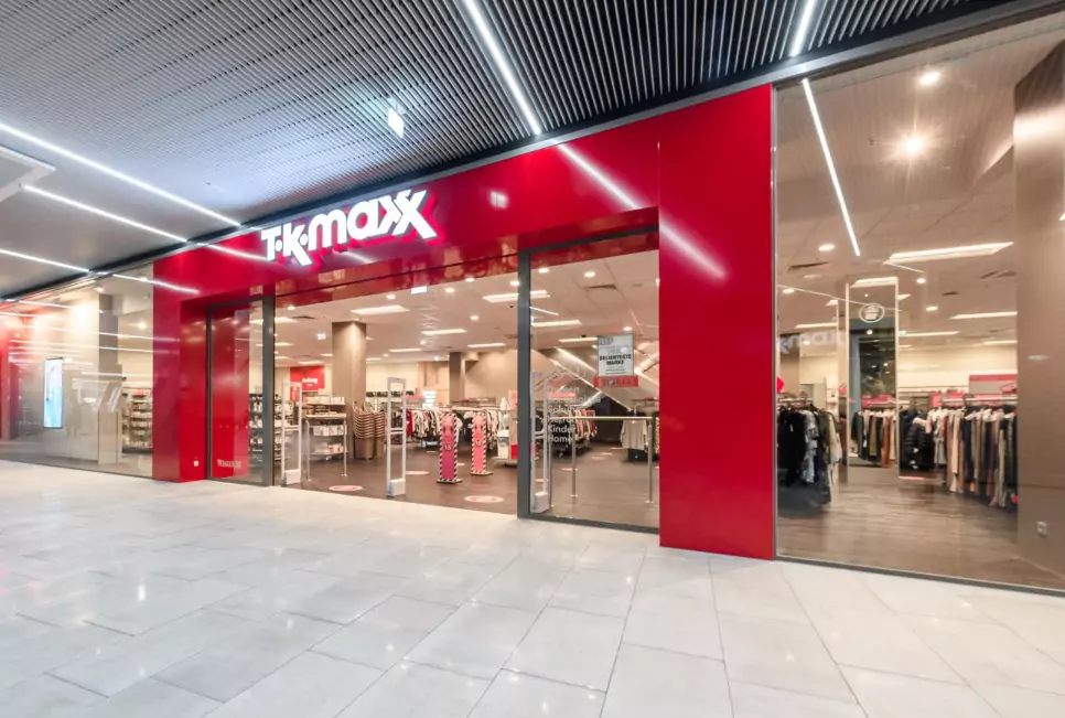 Ein Bild auf 5min.at zeigt eine TK Maxx Filiale.