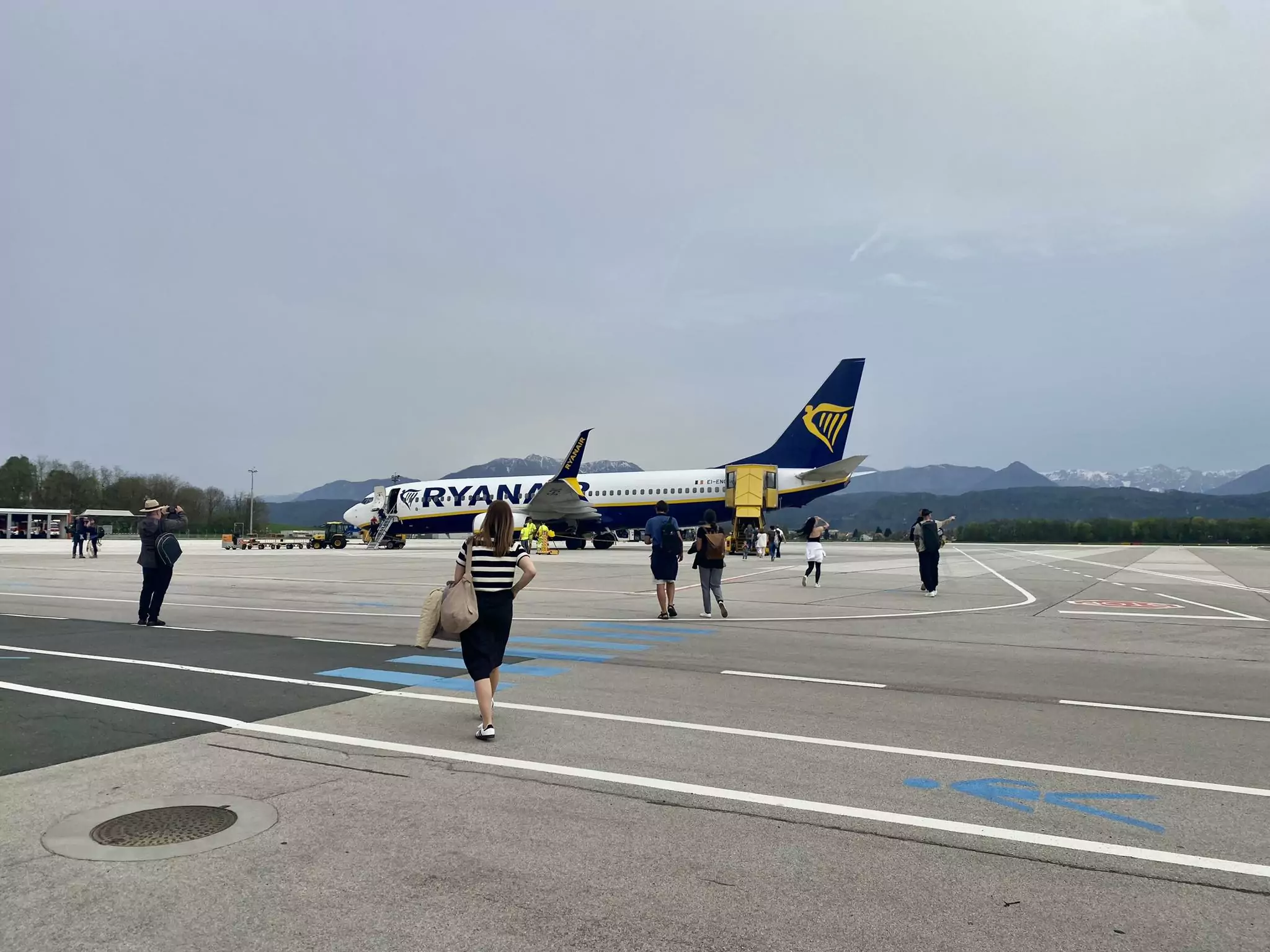 Bild auf 5min.at zeigt ein Flugzeug der Fluglinie Ryanair.