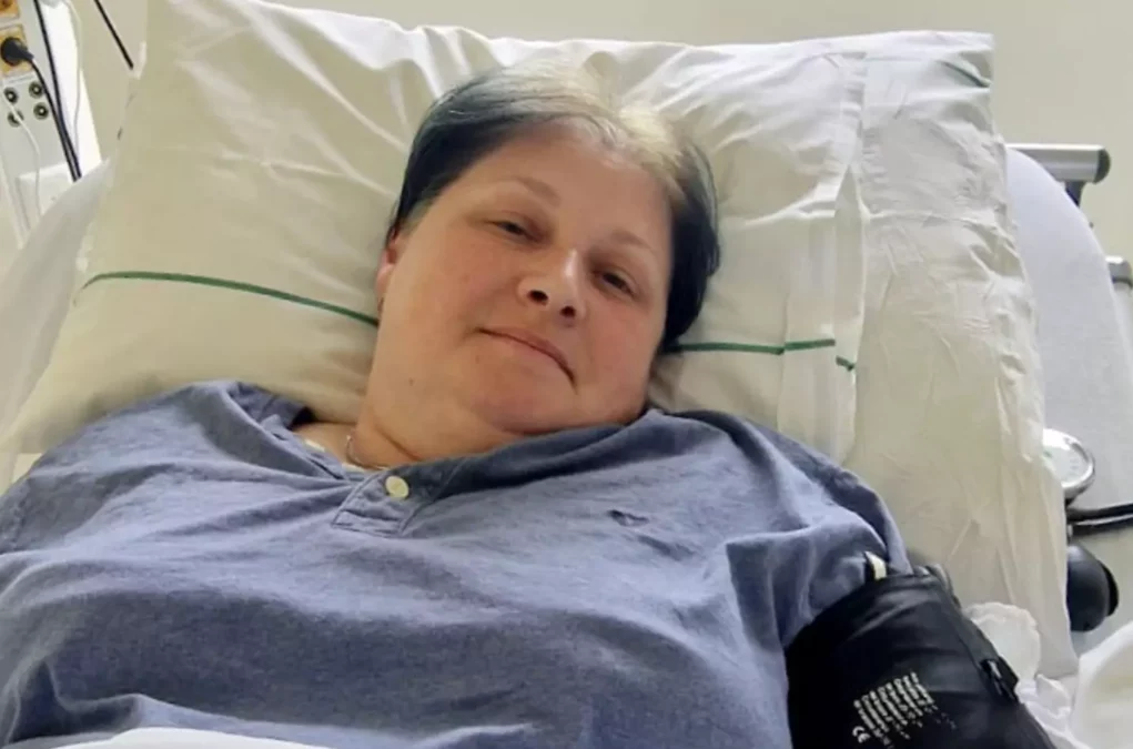 Foto auf 5min.at zeigt Astrid (44) aus Deutschlandsberg bei ihrer Stammzellspende in der Uniklinik Graz