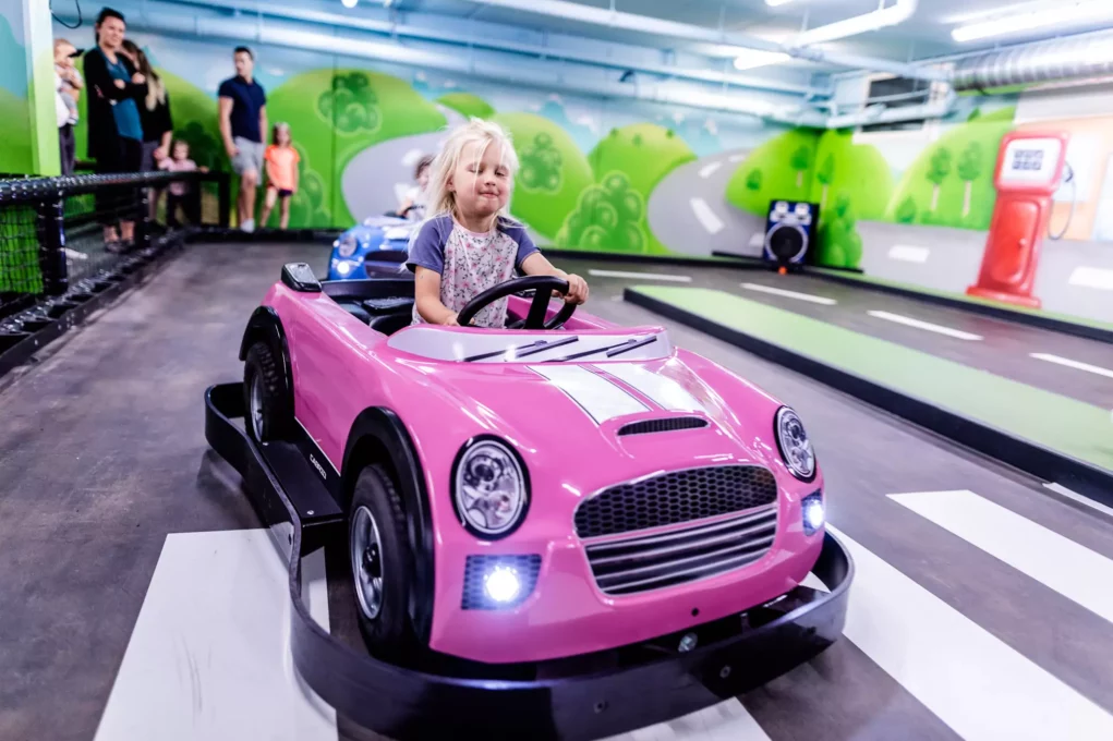 Bild auf 5min.at zeigt ein Werbebild der Playworld Wien.