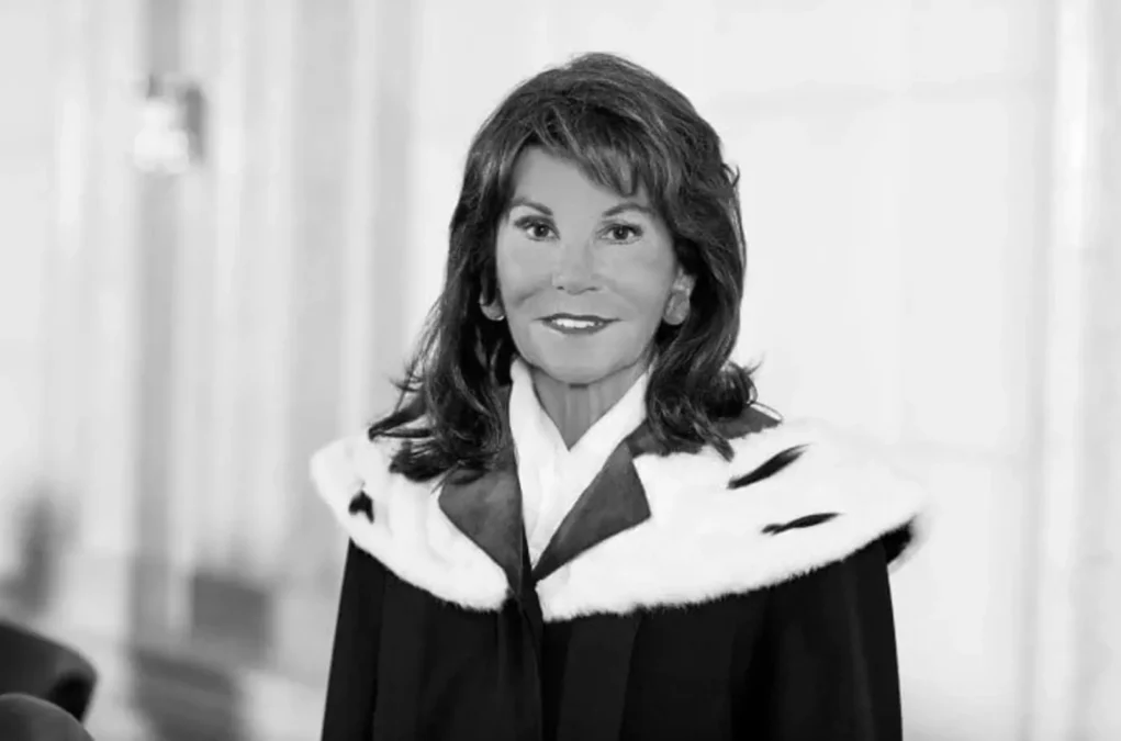 Foto auf 5min.at zeigt Brigitte Bierlein.