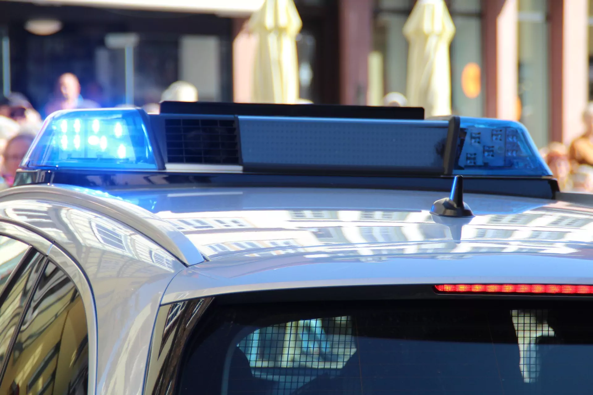 Das Bild auf 5min.at zeigt ein Polizeiauto