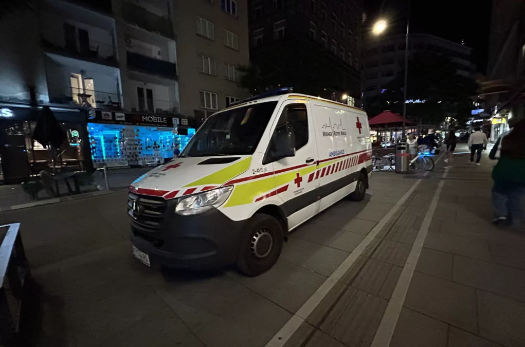 Bild auf 5min.at zeigt ein Rettungsauto.