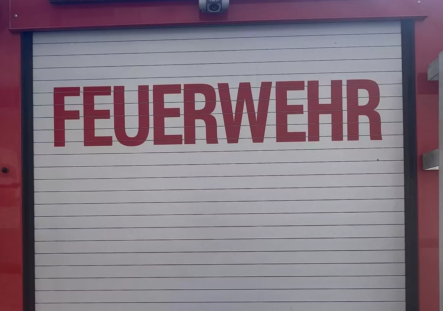 Foto auf 5min.at zeigt ein Feuerwehrauto