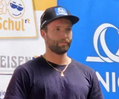 Ein Bild auf 5min.at zeigt den &ouml;sterreichischen Skirennl&auml;ufer Marco Schwarz.