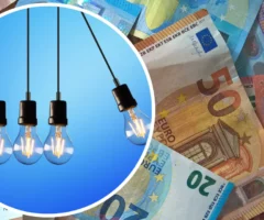 Bild auf 5min.at zeigt eine Bildmontage, auf der mehrere Euro-Scheine und ein paar Gl&uuml;hbirnen zu sehen sind.