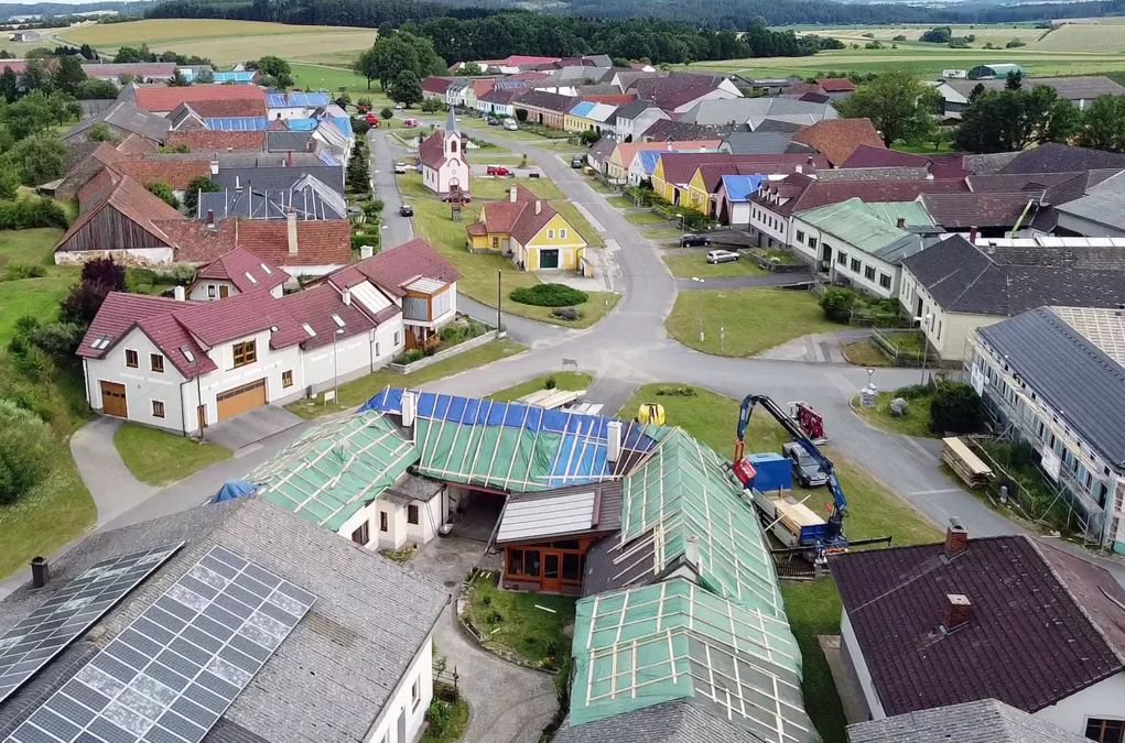 Das Bild auf 5min.at zeigt die Auswirkungen des Hagelunwetters in den Gemeinden Waldkirchen an der Thaya und Dobersberg.