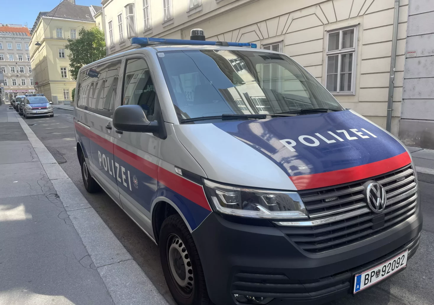 Foto auf 5min.at zeigt ein Polizeiauto.