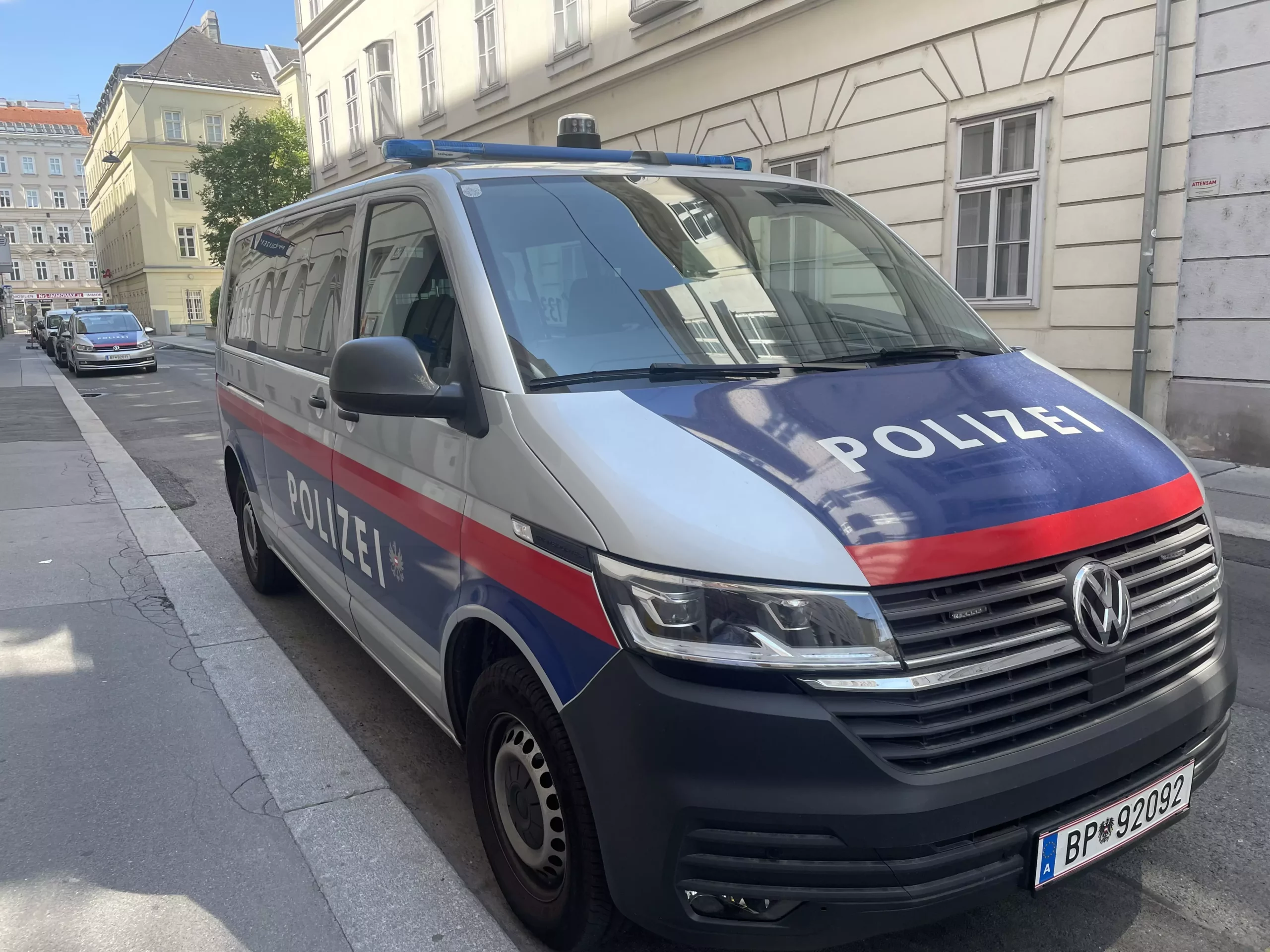 Foto auf 5min.at zeigt ein Polizeiauto.