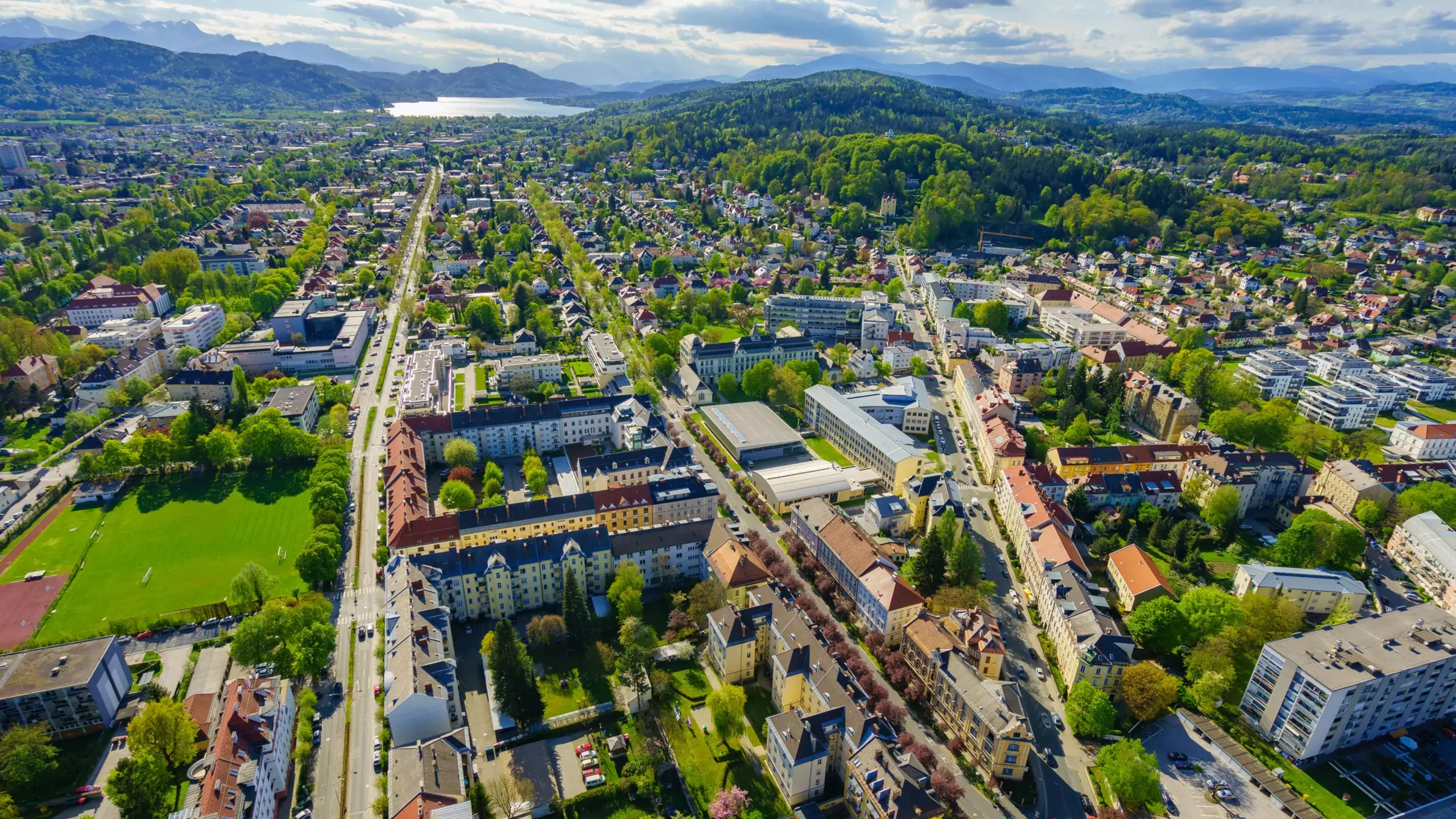 Ein Bild auf 5min.at zeigt die Stadt Klagenfurt von oben.