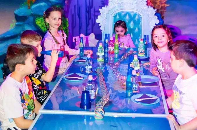 Bild auf 5min.at zeigt ein Werbefoto der Playworld Wien.