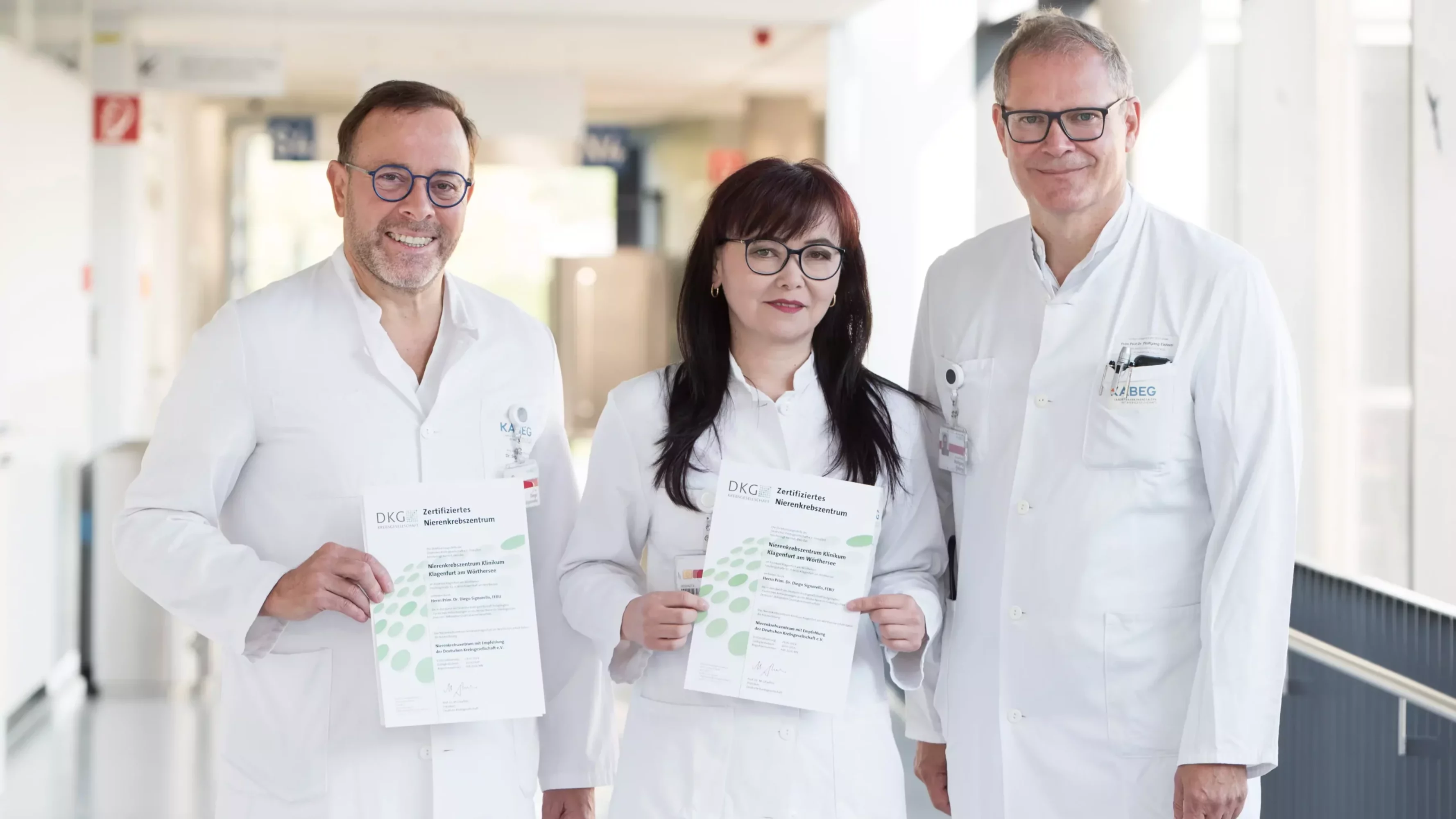 Das Bild auf 5min.at zeigt ein Foto von 3 Ärzten des Klinikums Klagenfurt
