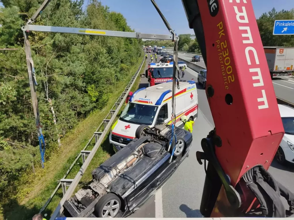 Bild auf 5min.at zeigt die Stadtfeuerwehr Pinkafeld im Einsatz