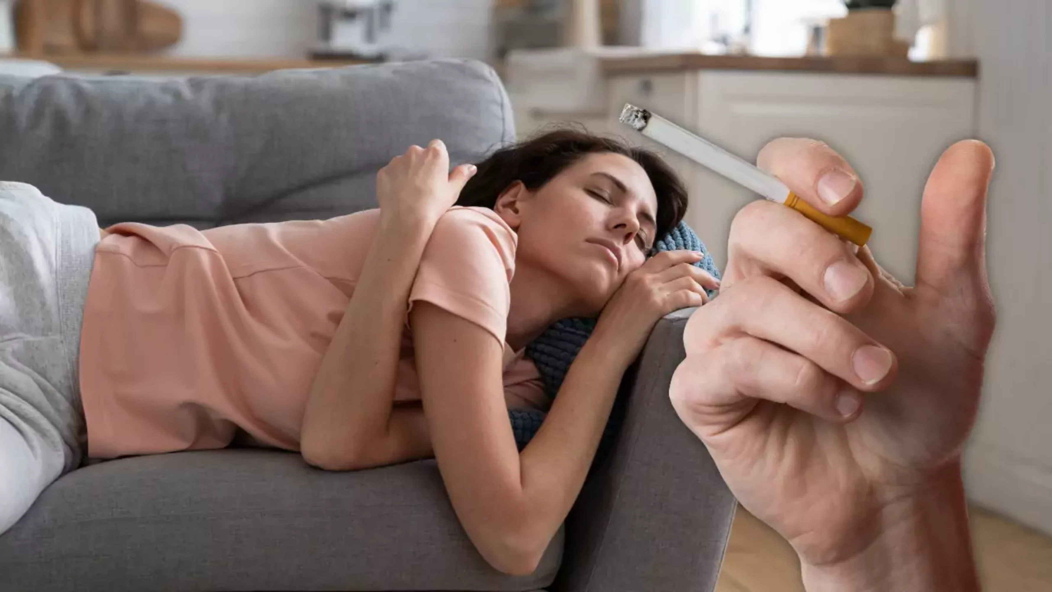 Bild auf 5min.at zeigt eine Frau, die auf der Couch schläft und eine Hand mit einer Zigarette.